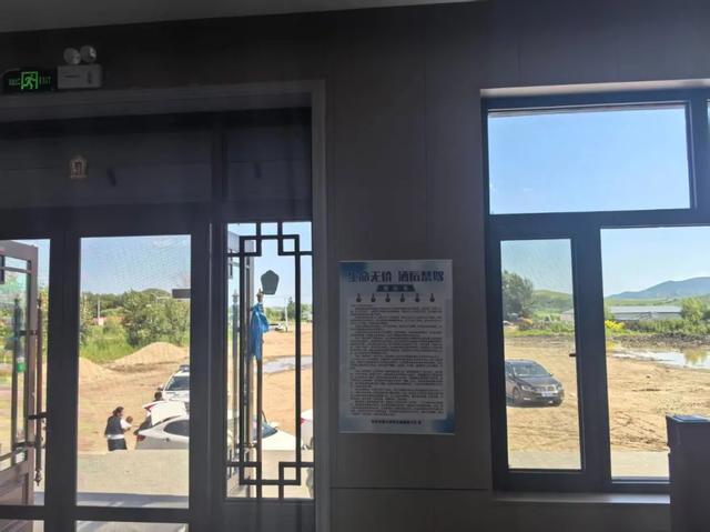 兴安盟交警：多维织密暑期旅游安全网 让平安与美景同行