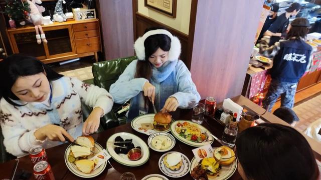 跟着大湾区踩线团打卡呼和浩特Day2：看遍历史与潮流，吃出地道风味！