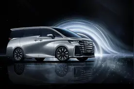 皇冠 SportCross&新款皇冠威尔法双车加持 丰田“王冠上的明珠”将再次闪耀图片