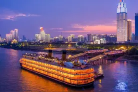 中部第一个2万亿城市，为何是武汉？丨九派时评图片