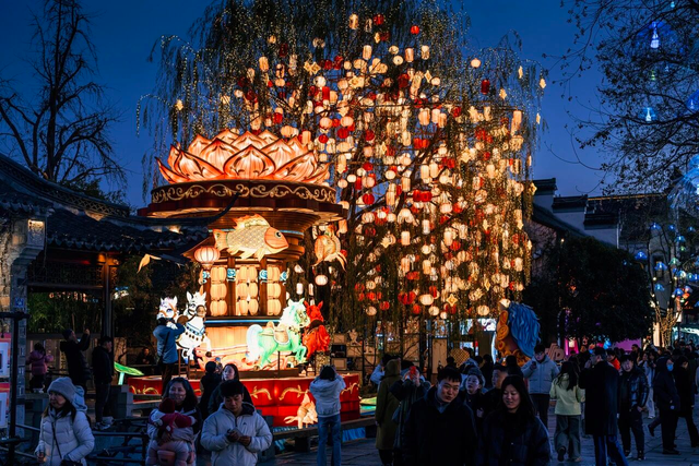 不止“出圈”更要“长红”，老门东炼就“青春引力场”