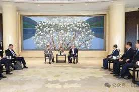尹力会见第六届国际医药创新大会与会跨国医药企业负责人图片