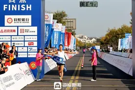 小镇姑娘的“半程”马拉松图片