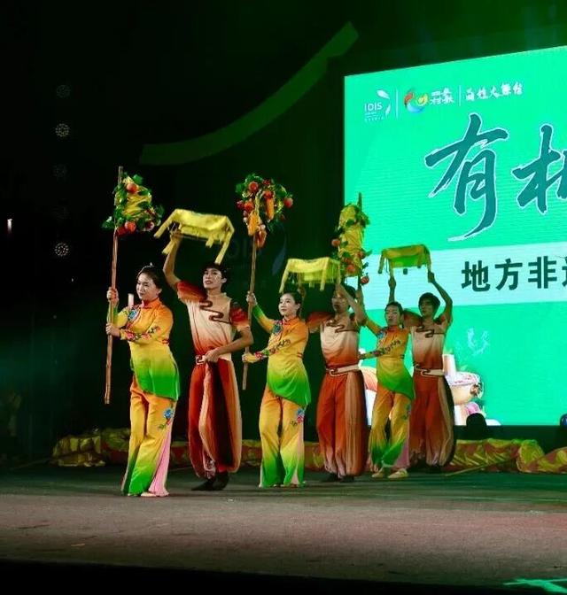 10月3日，充国里·有机生活街区！2025年南充市国庆中秋文旅消费大舞台激情上演！