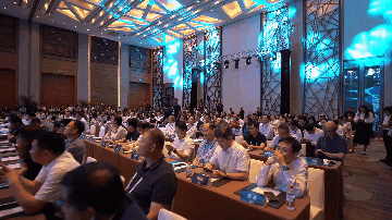 “DATA 之夜”：具身未来 向新绽放