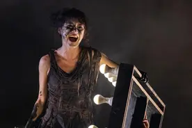 像玛格丽特一样飞翔图片