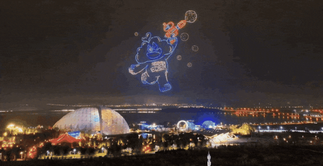 抬头看！青岛夜空惊现绝美流光盛宴！速来打卡！