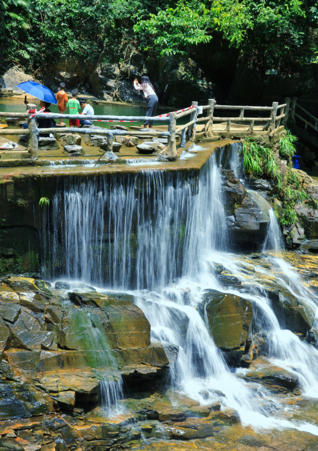 “央视新闻”力荐星湖！收藏这份攻略，即刻出发打卡～