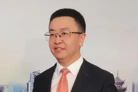 贵州铜仁市委副书记史麒麟已兼任市委政法委书记图片