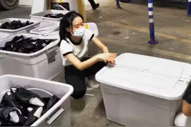 广州一公司租用商场仓库，上千双鞋子遭水浸！已保全证据索赔图片