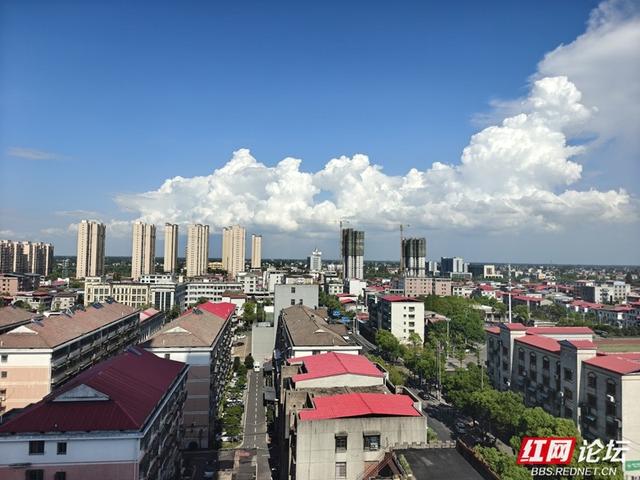 【高清湖南】在安乡抬头望天，邂逅一片“洗净心灵”的蓝