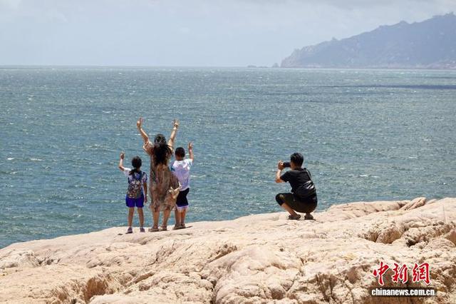 探访浙江舟山“里斯本丸”沉船事件的事发地：暑期海岛旅游热