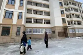 【安居】闵行最大旧改小区启动第三批交房，又有448户居民拿到新居钥匙图片