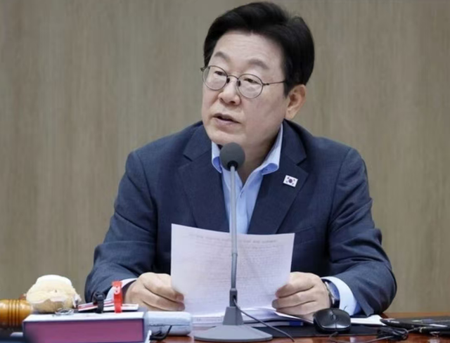 李在明批评韩国反华集会