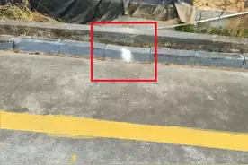男子担心科目二考不过，竟用这种方法作弊！图片
