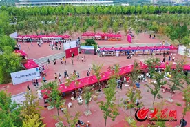 拥抱山海，奋启新程！ 山东大学青岛校区以“心”迎新图片