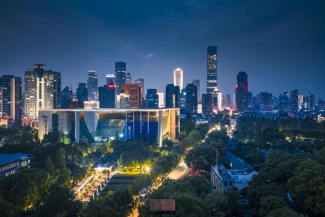 南京长江路文博之夜精彩启幕，玄武文旅护照首发