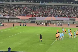 图文直播丨今夜，武汉女足冲击首座女足亚冠奖杯!图片