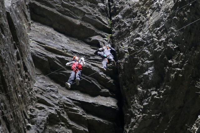 【探秘双河洞】与洞穴对话，让心跳共鸣！双河洞景区山地运动项目引外省游客奔赴热潮