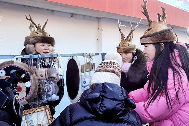 冰雪欢歌迎宾客 非遗美食暖阿荣