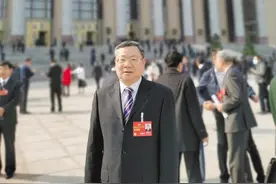 全国政协委员胡仲军：重视工程弃渣资源化利用，建设弃渣资源信息共享平台图片