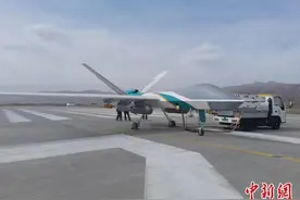 三江源地区开展大型无人机人工增雨（雪）作业试验图片