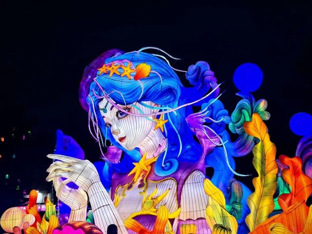 下班直冲中山公园！“青岛之夏”艺术灯会今晚点亮~