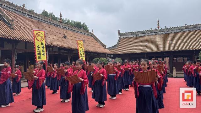 “遇见才子 邂逅千年” 2025 富顺文旅融合发展主题新闻发布会精彩启幕