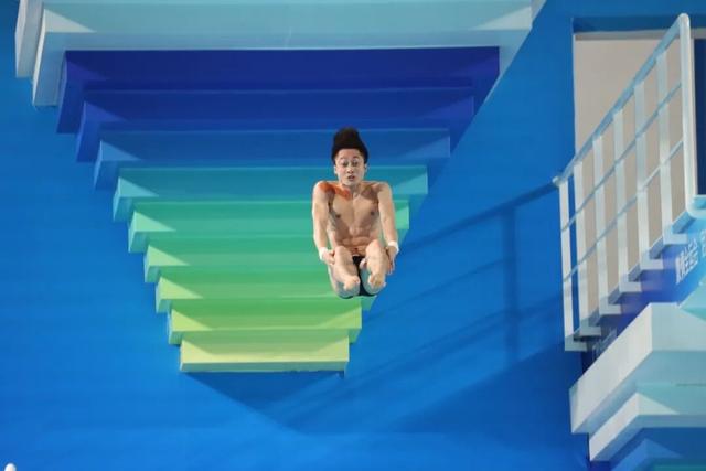 练俊杰强势登顶十五运跳水男子个人全能补齐职业生涯“大满贯”最后一块版图