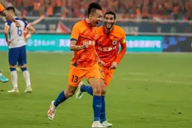 犹记“小将”张弛！戎马只为泰山，归来一如少年图片