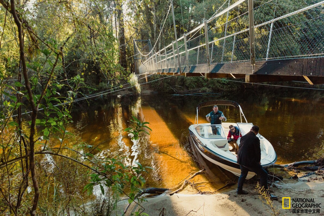 沿新西兰高山观景火车铁路，寻迹毛利玉石文化