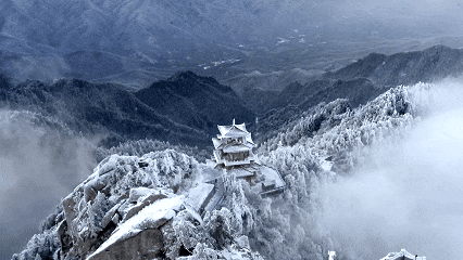 踏破风沙赴神都，白云山赠“终身旅游卡”！让天山来客常回“家”看看