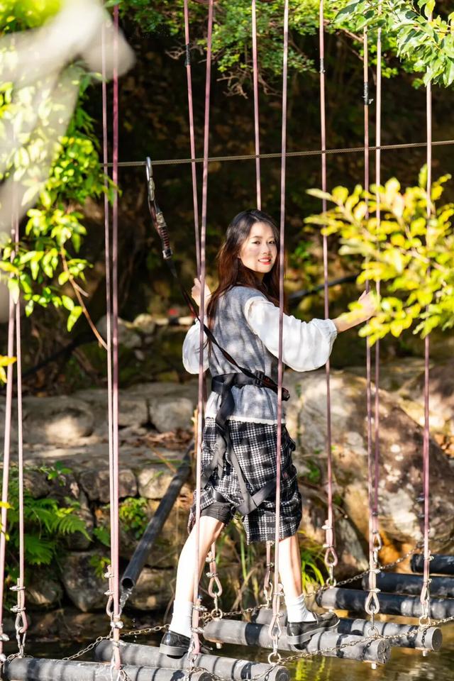 上新！看完篁岭晒秋再去石门峡“躺”个秋！