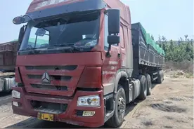 泰安查获11辆“百吨王”超载货车！图片