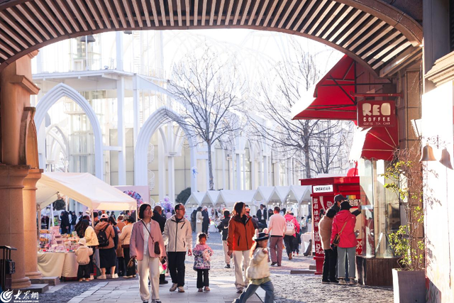 繁花、市集、音乐……青岛红树林度假世界清明小长假打造春日浪漫休闲之旅