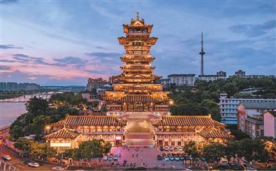 光影为笔，勾勒文旅融合新图景（新时代画卷）