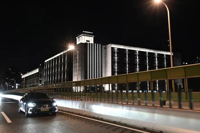夜景上新！长宁这些地方亮灯啦→