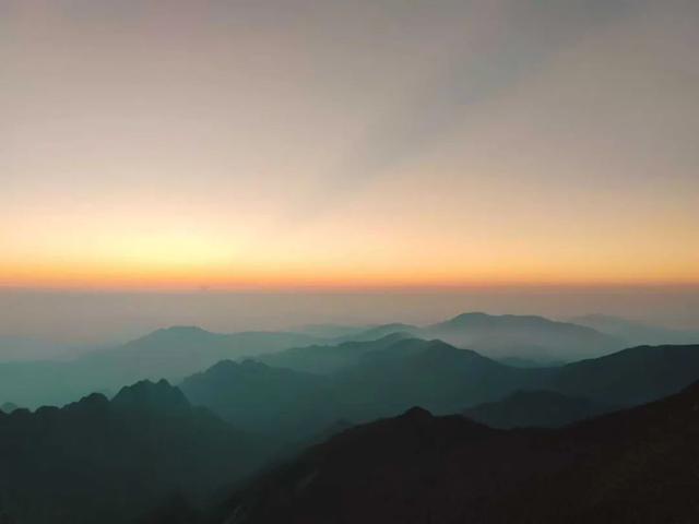 8月5日太白山播报：清凉营业中，云海仙境如诗如画