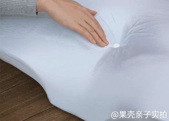 “某酒店同款”枕头真的好吗？有句话不知当讲不当讲......