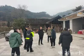 鹤峰走马：治理“无事酒”  文明度新春图片