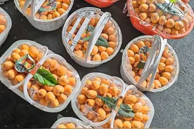 葡萄杨梅都来了！水果市场换季，这些现在抓紧吃图片