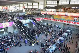 连续三天，成都东站出发人次全国最多！今日出行要注意图片