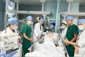 24分钟救回一条命！中山七院成功抢救心梗老人图片