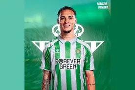 “红魔”迈出减负第一步，安东尼被租借至皇家贝蒂斯图片