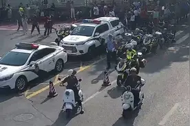 2024年高考第一个走错考点的监考老师也出现了图片