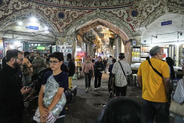 （外代一线）伊朗德黑兰：街头掠影
