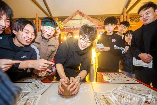襄阳奇幻谷“惊奇潮玩节”启幕，沉浸式体验再升级
