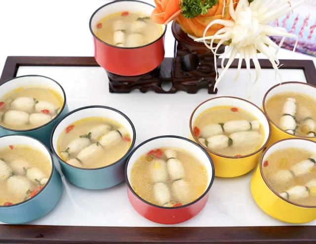 用好“暖”字诀 毕节“一池温泉”升温冬季市场