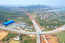 2500余名建设者大干快上，武天高速建设驶入“快车道”图片