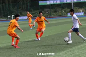 兴仁：绿茵场上展风姿 青春年少正当时图片